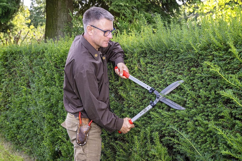 FELCO F250-63 Swiss Made Hedge Shears for Gardening – 25" Lightweight Precision Clippers for Shrub Trimming | Hedge Scissors | Trimmer Tool with Chromed Carbon Blades | I-Beam Handles - Image 5